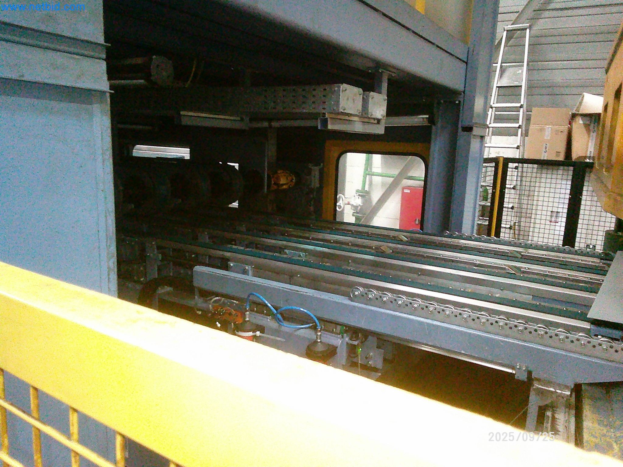 Machines and systems from the automotive supply industry-3