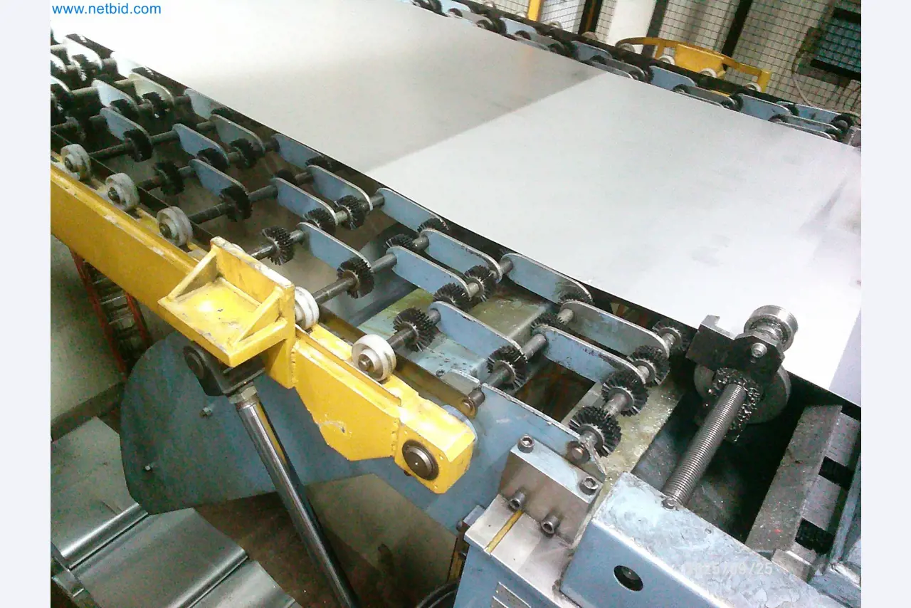 Machines and systems from the automotive supply industry-17