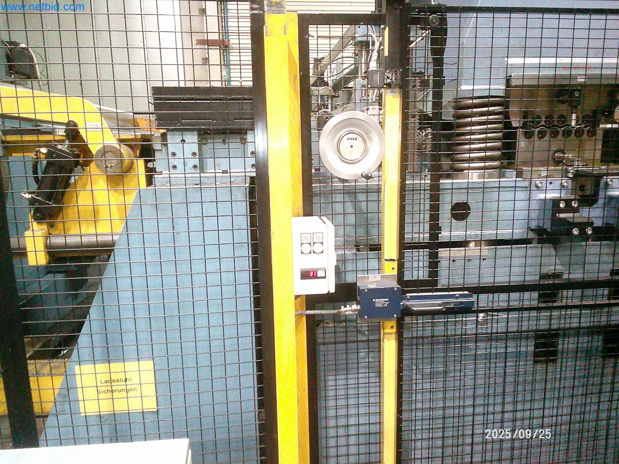 Machines and systems from the automotive supply industry-22