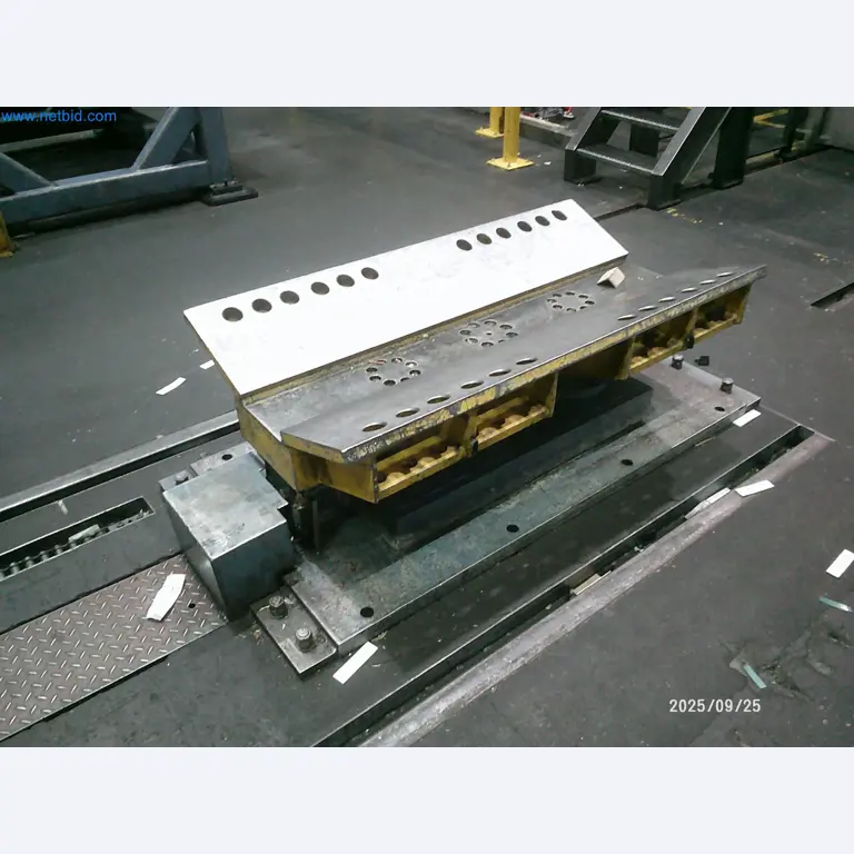 Machines and systems from the automotive supply industry-26