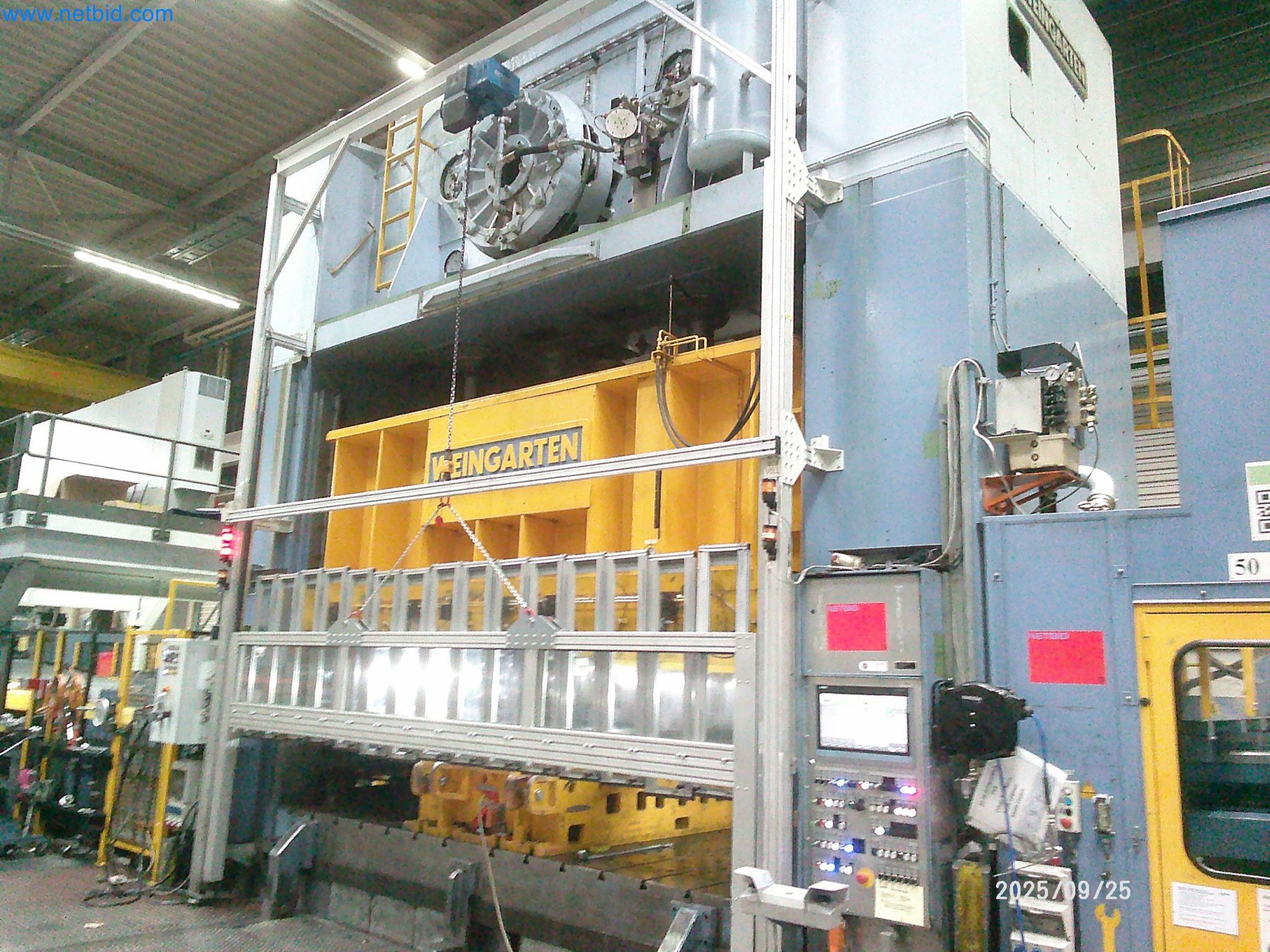 Machines and systems from the automotive supply industry-8