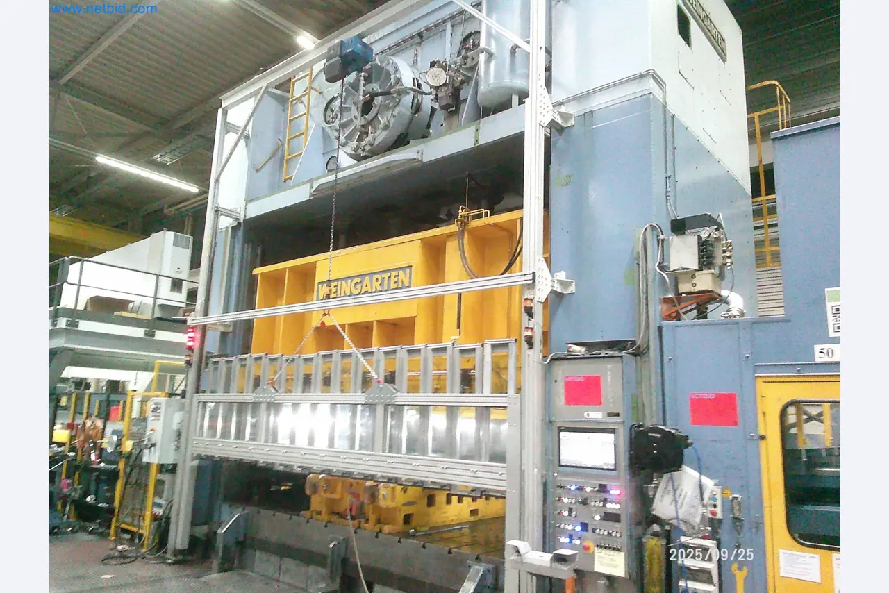 Machines and systems from the automotive supply industry-8