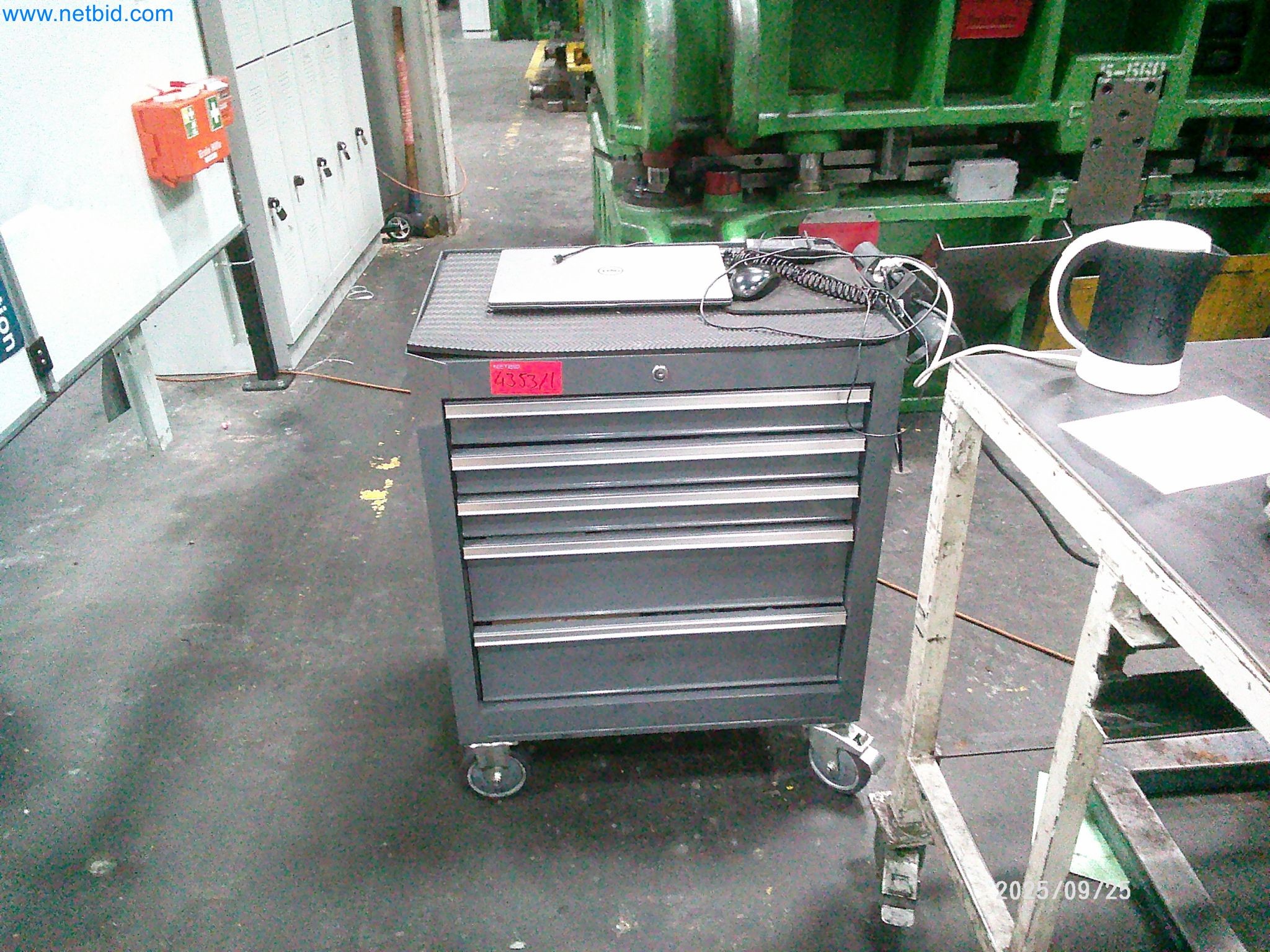 Machines and systems from the automotive supply industry-4