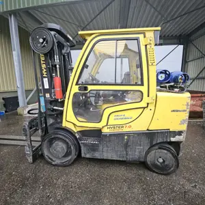 Gas forklift truck (later release) Hyster S7.0FT
