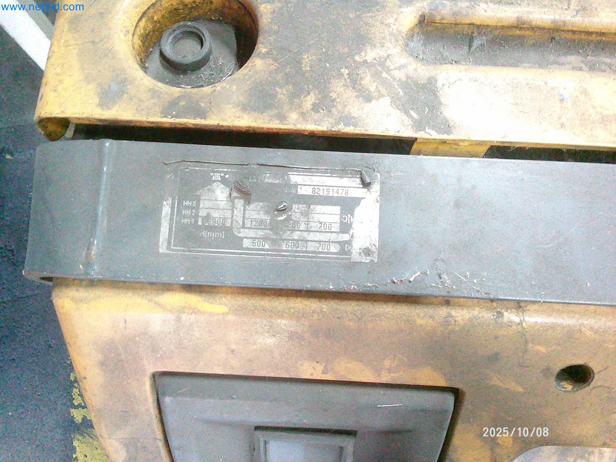 Machines and systems from the automotive supply industry-3