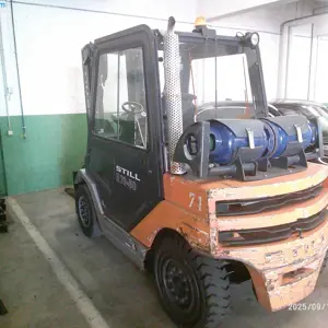 Gas forklift (71) Still RX70-50T