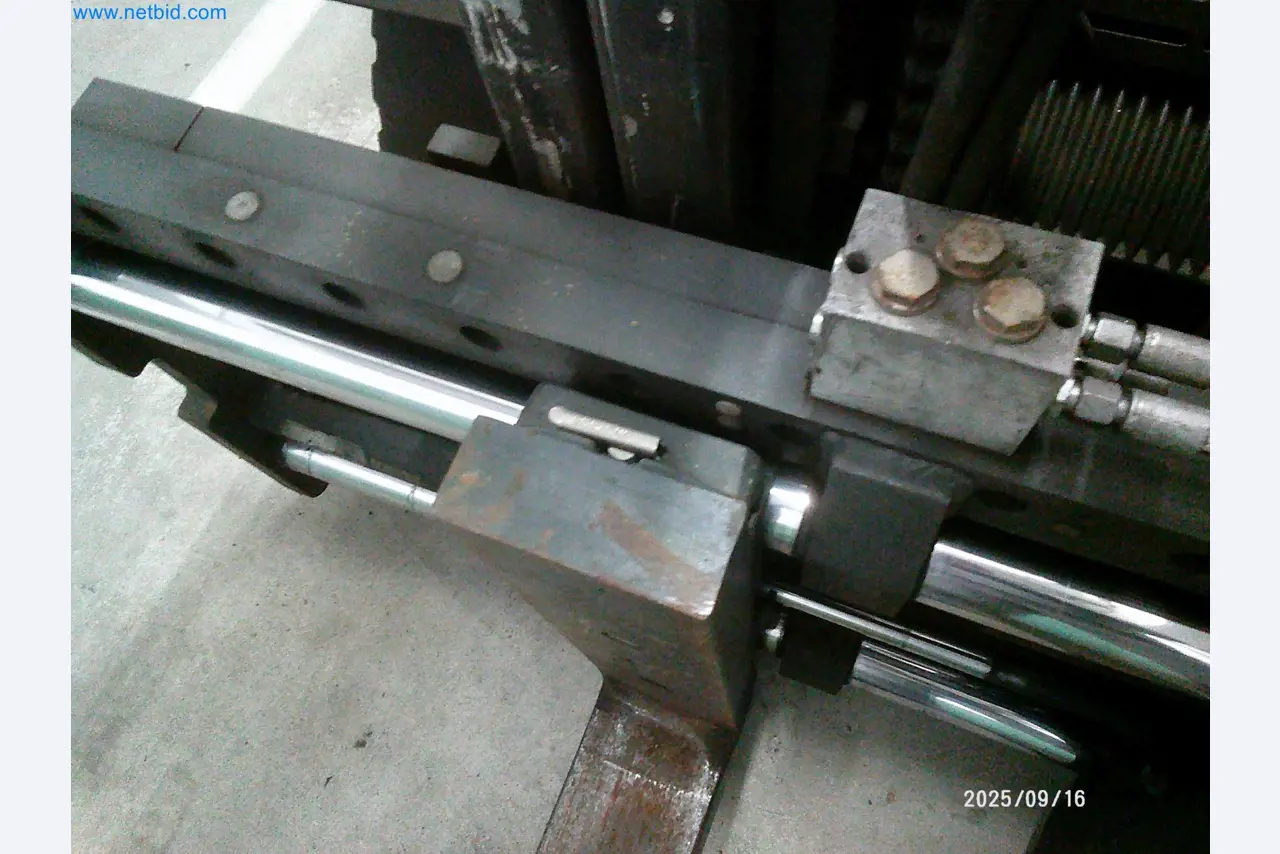 Machines and systems from the automotive supply industry-4