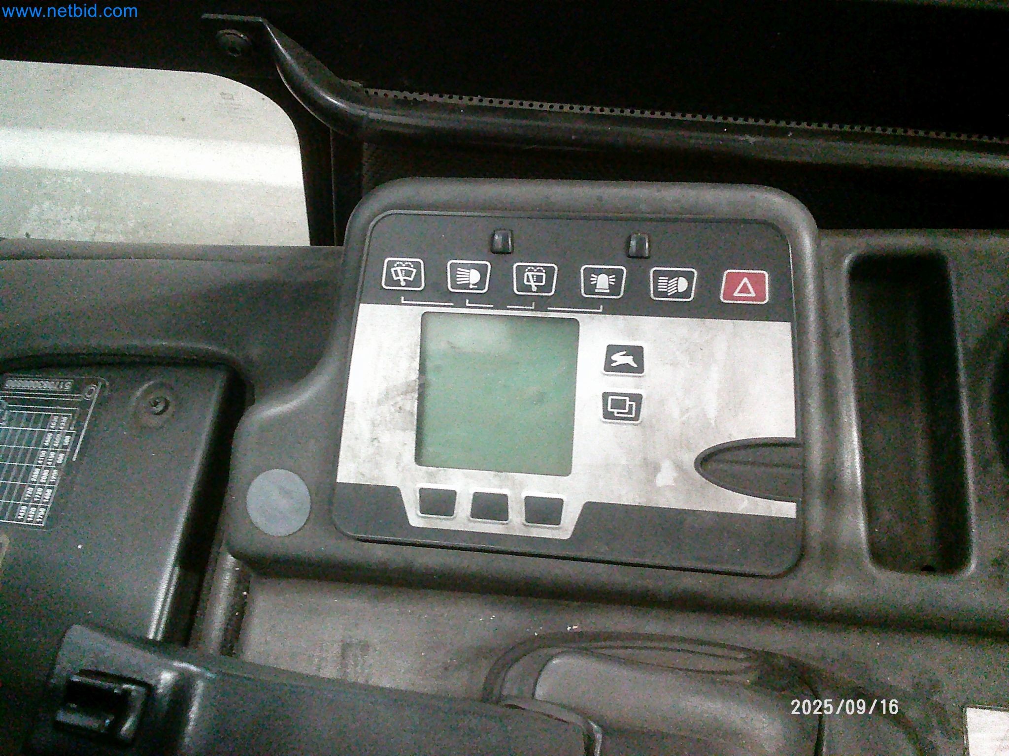 Machines and systems from the automotive supply industry-8