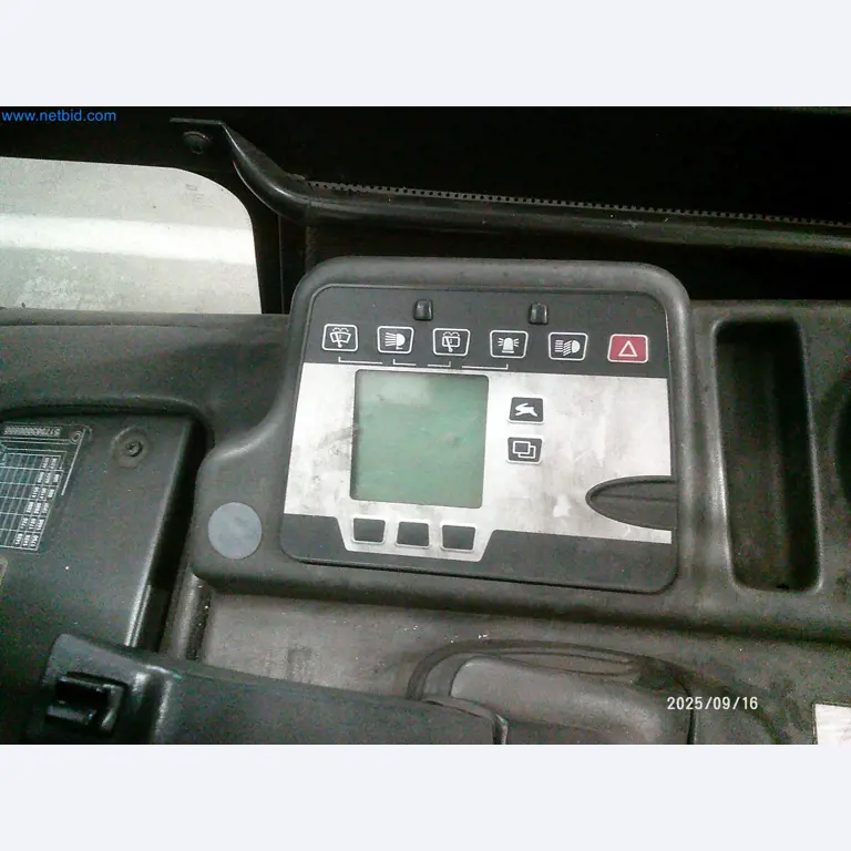 Machines and systems from the automotive supply industry-8