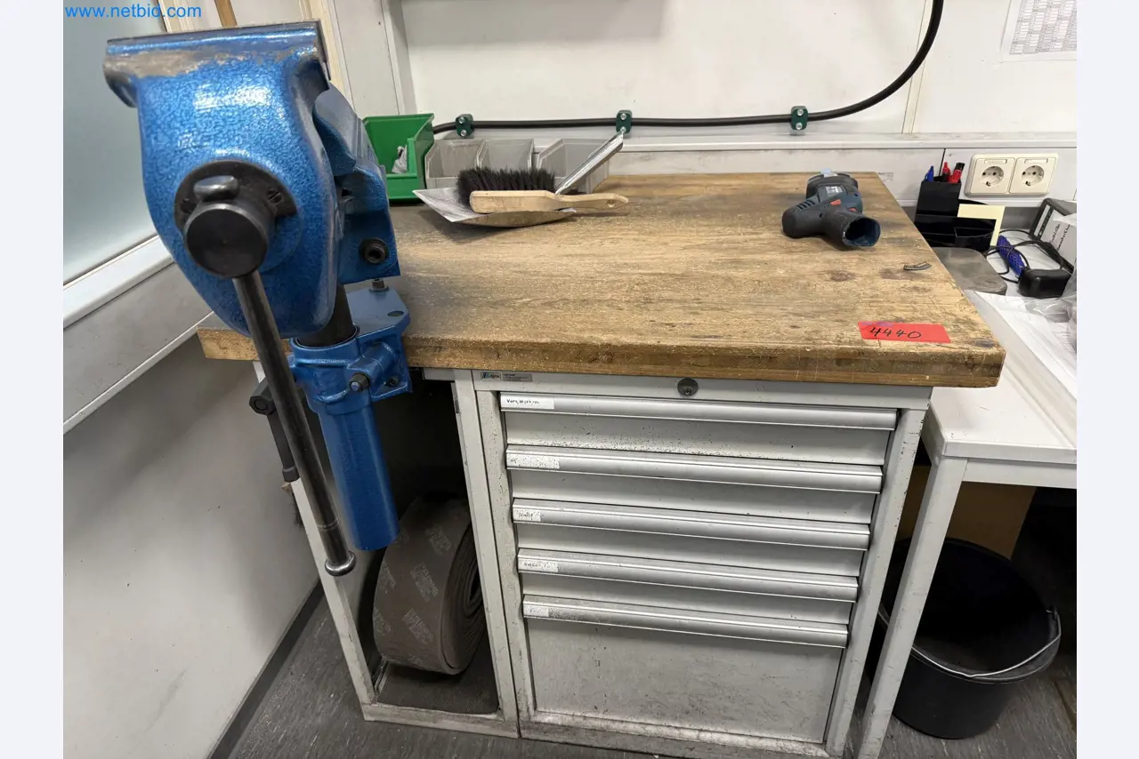 Machines and systems from the automotive supply industry-3