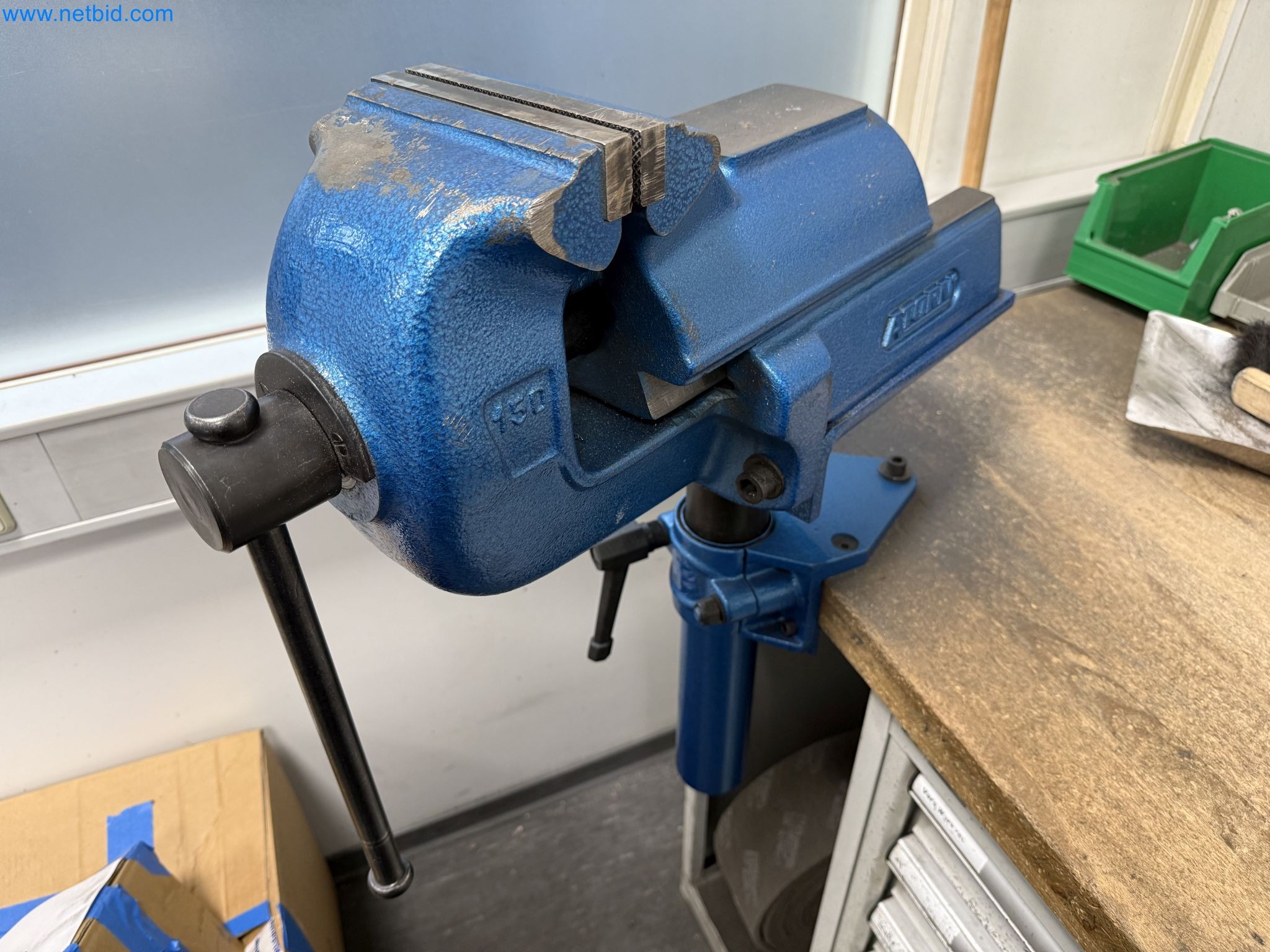 Machines and systems from the automotive supply industry-4