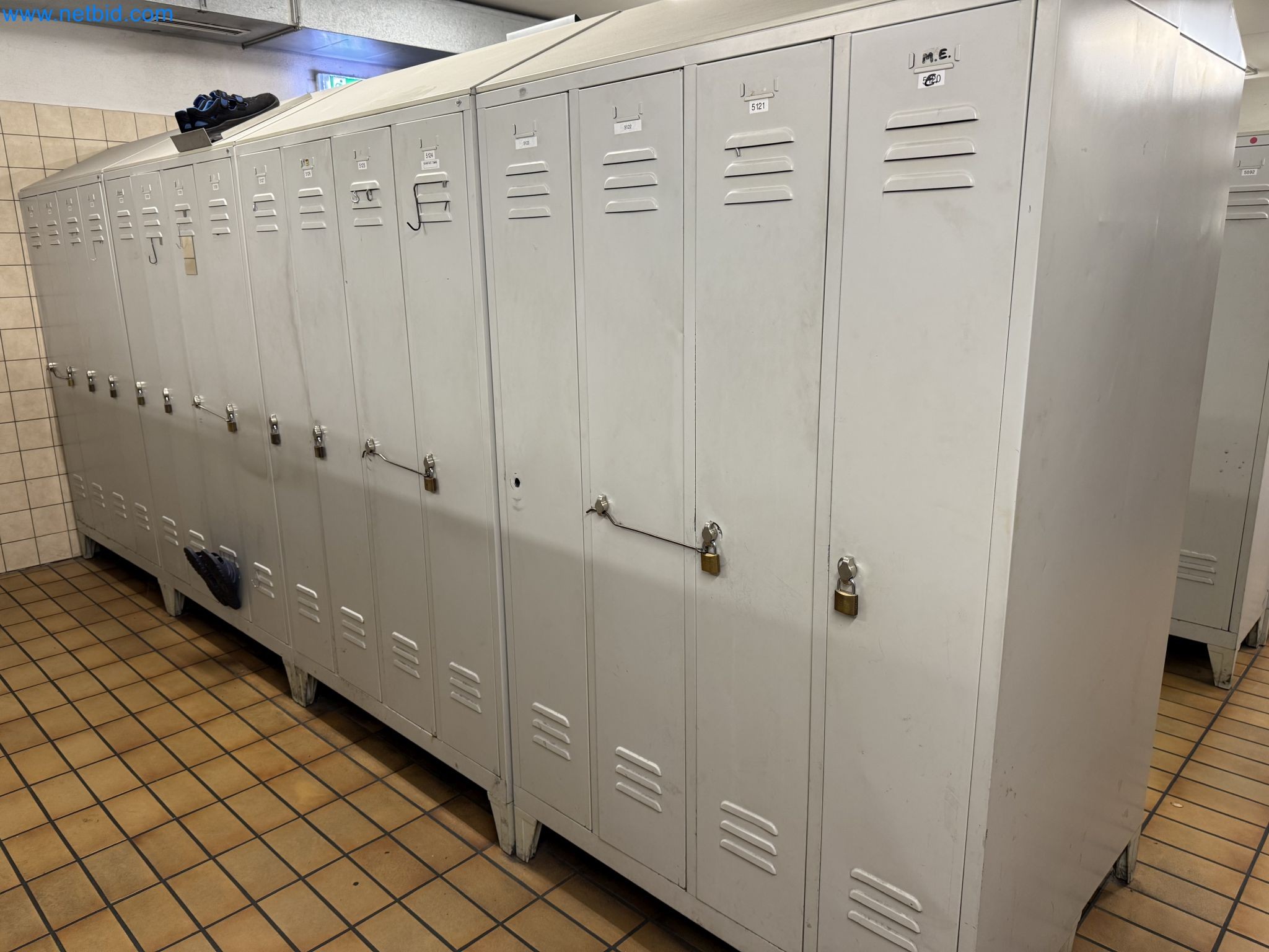 Machines and systems from the automotive supply industry-1