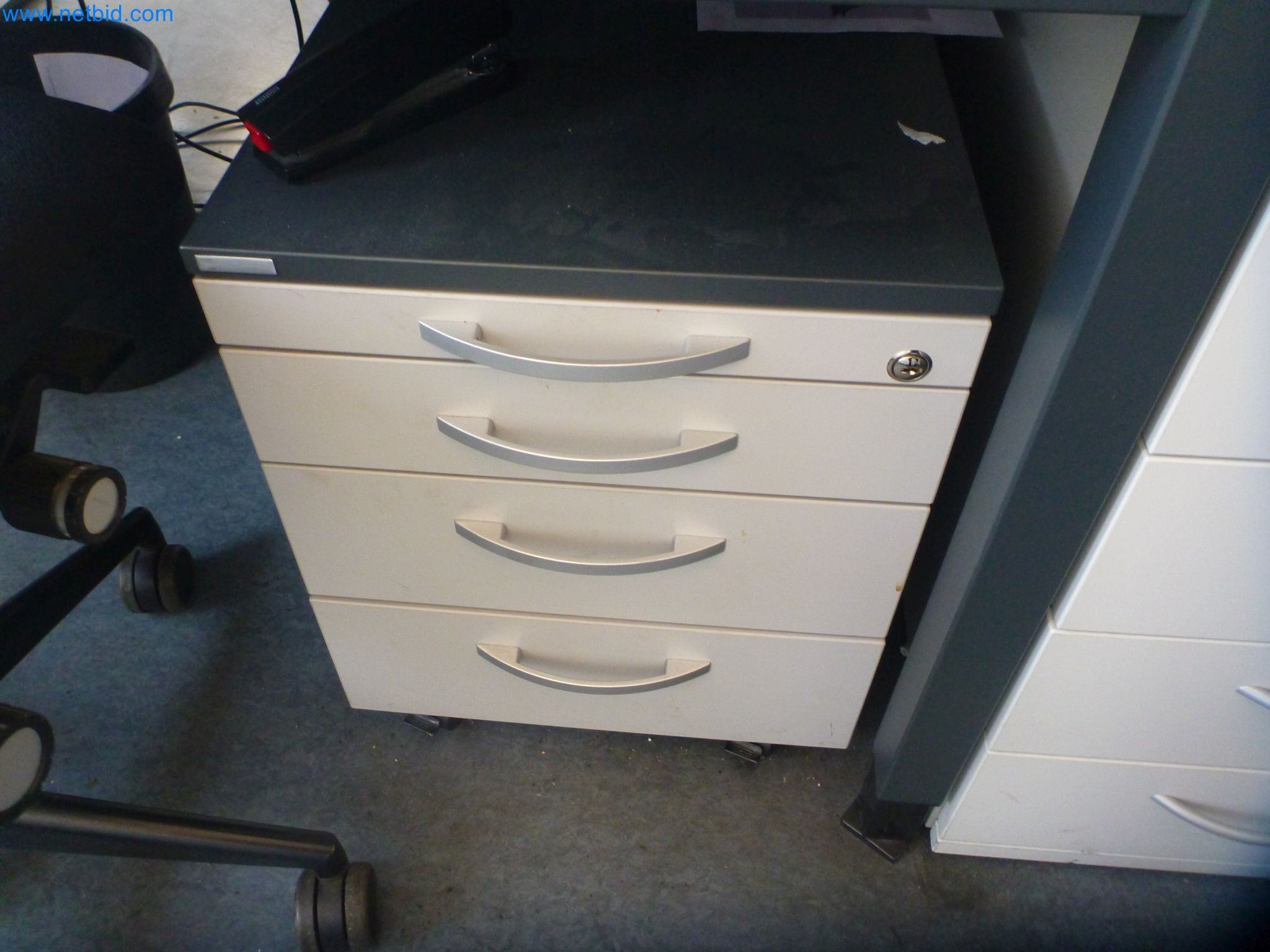 Machines et installations de l'industrie de la sous-traitance automobile-12