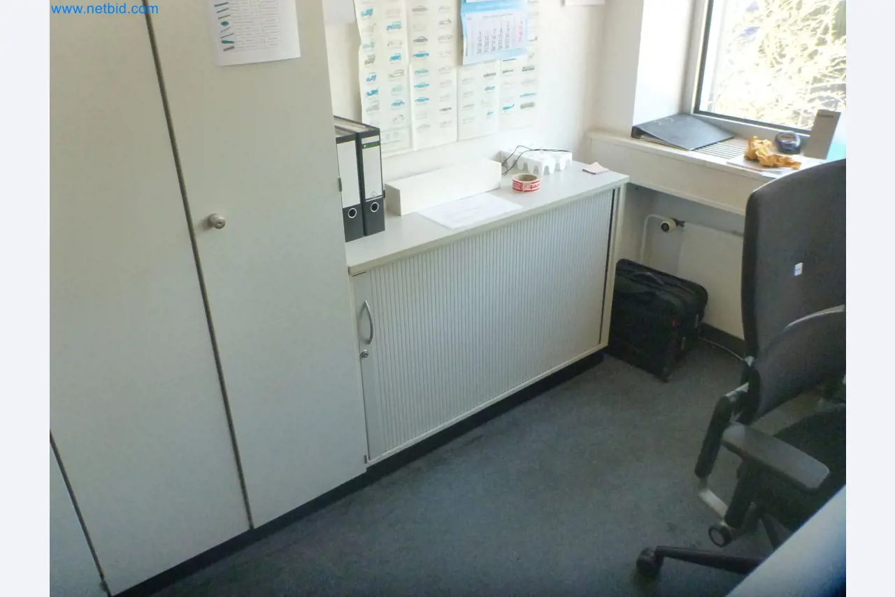 Stroje a systémy z oblasti dodávek pro automobilový průmysl-5