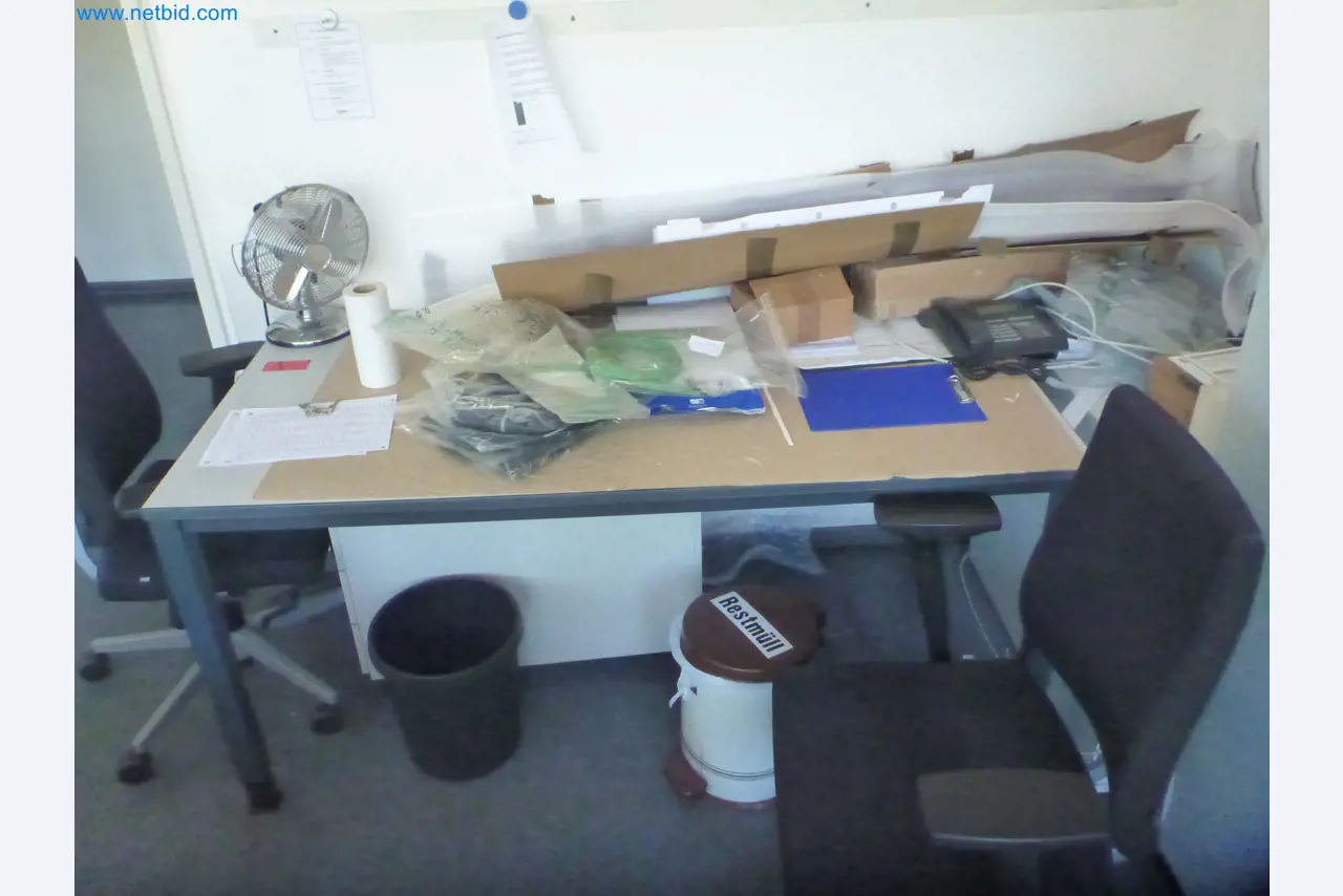 Stroje a systémy z oblasti dodávek pro automobilový průmysl-8