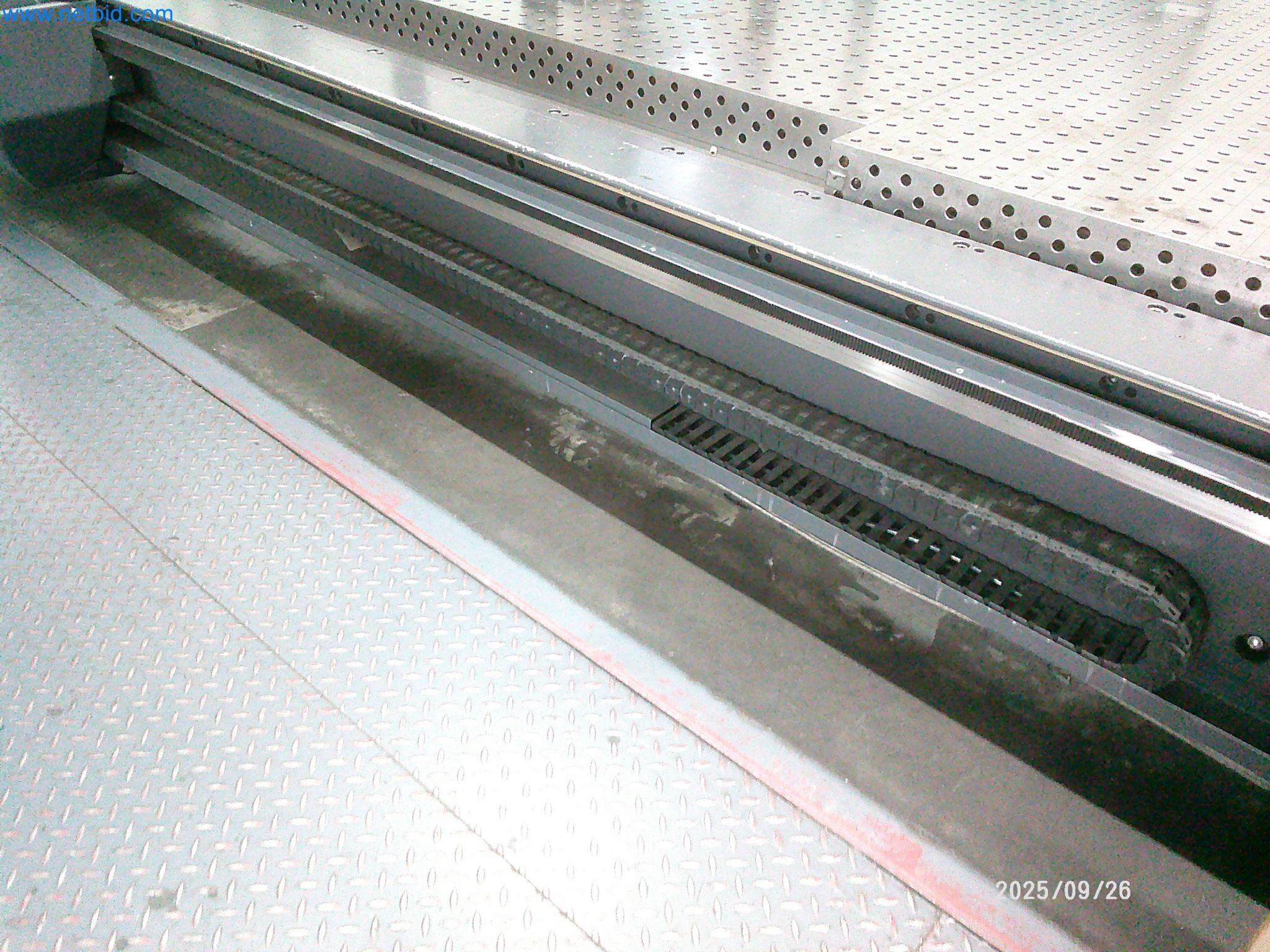 Machines and systems from the automotive supply industry-8