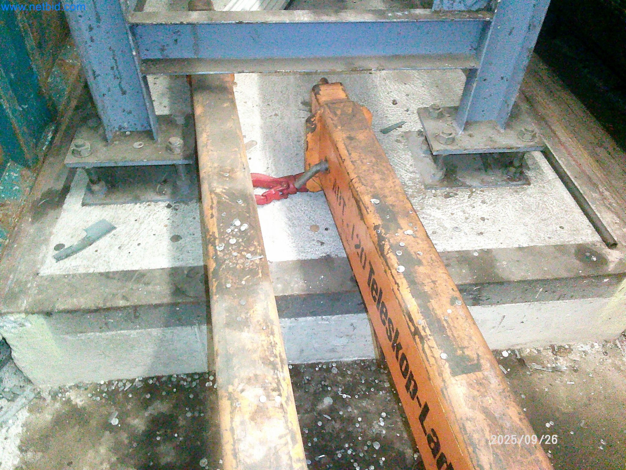 Máquinas e sistemas da indústria automóvel-4