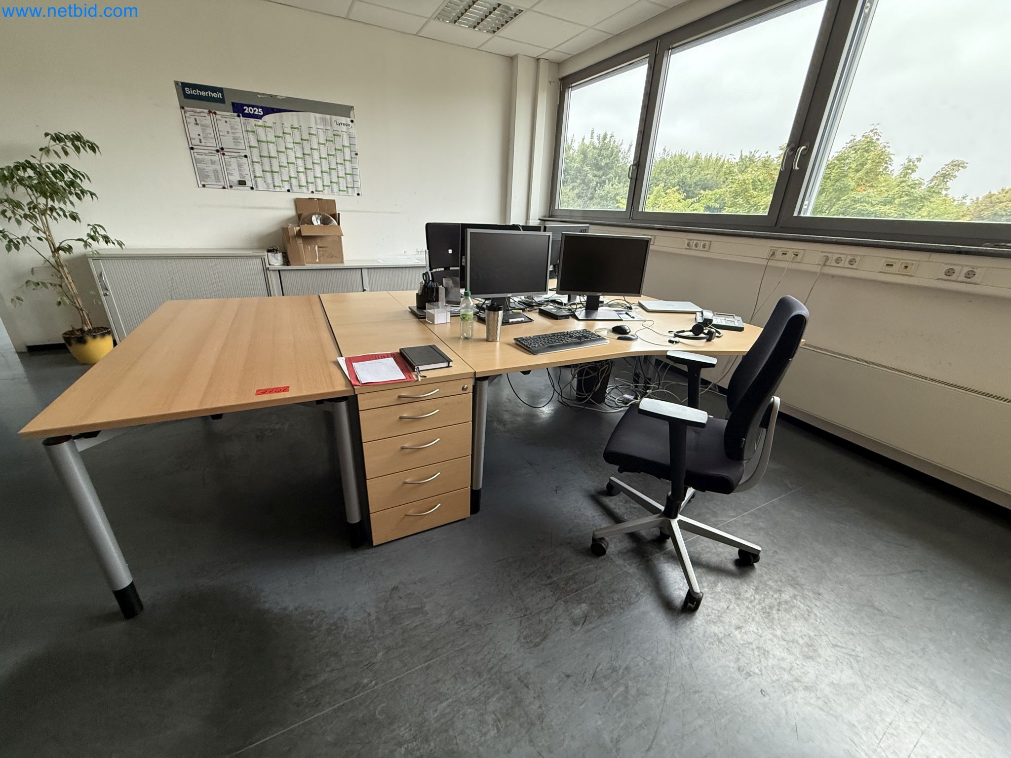 Machines and systems from the automotive supply industry-6