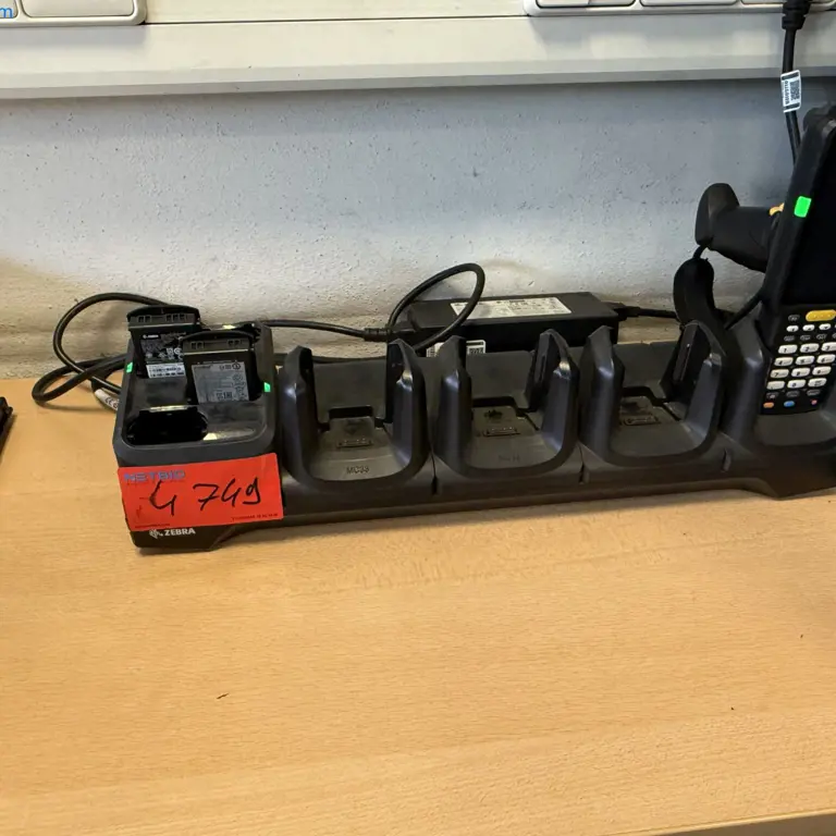 4 Hand scanner Zebra MC330K