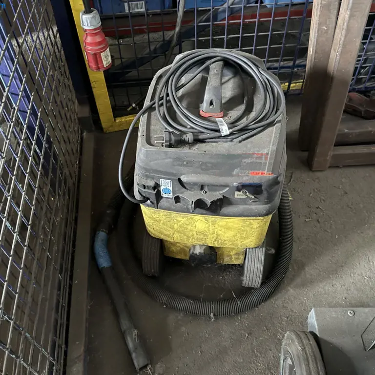 Industrial vacuum cleaner Kärcher NT 361 ECO