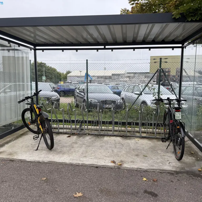 2 Bicycle shelters WSM