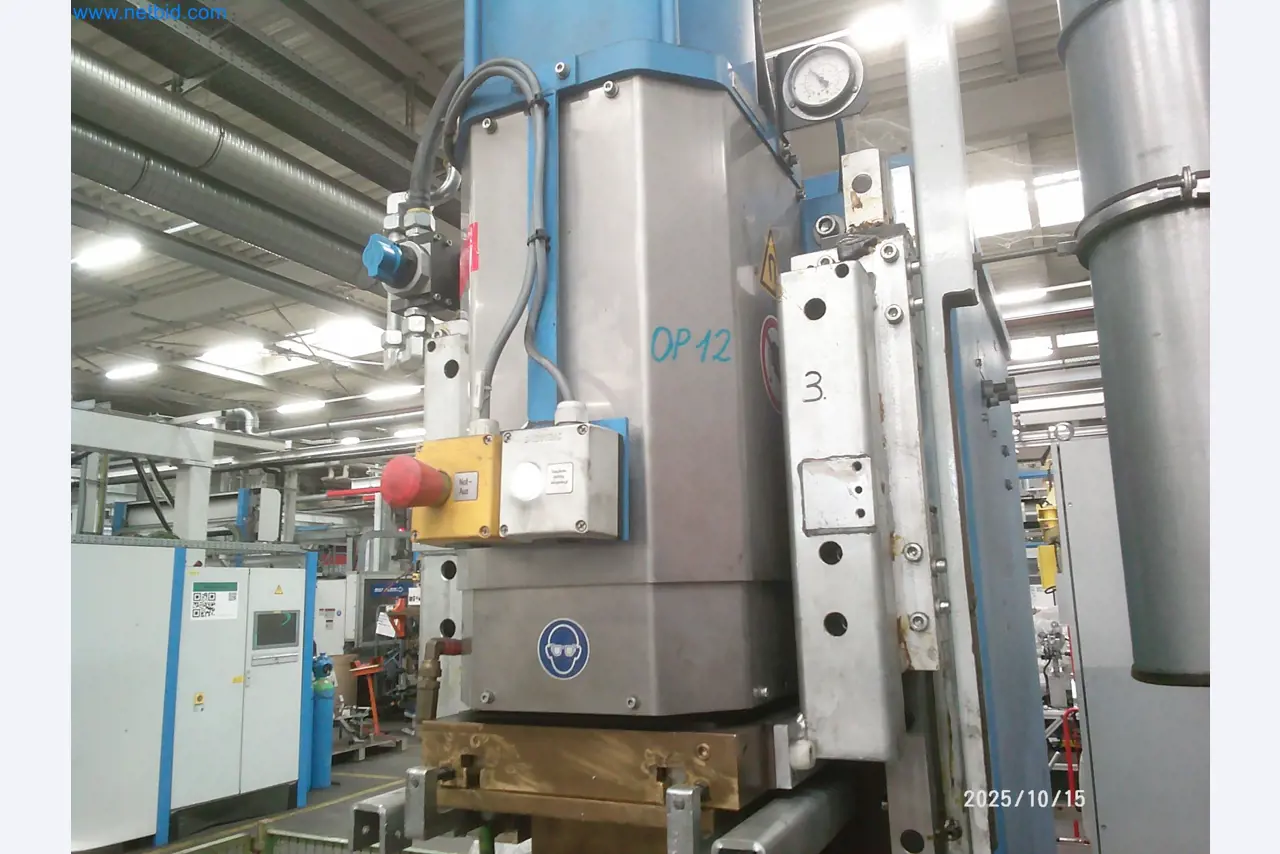 Machines and systems from the automotive supply industry-8