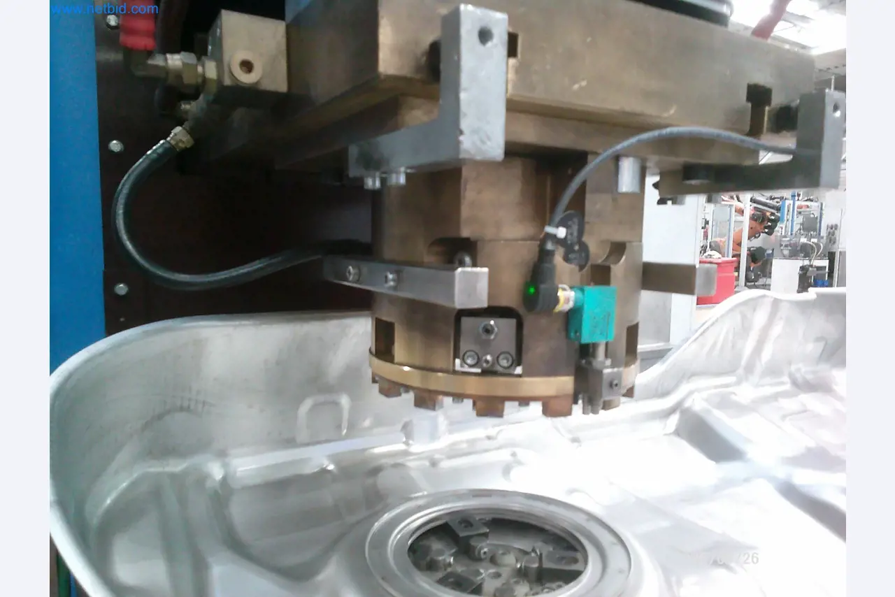 Machines and systems from the automotive supply industry-5