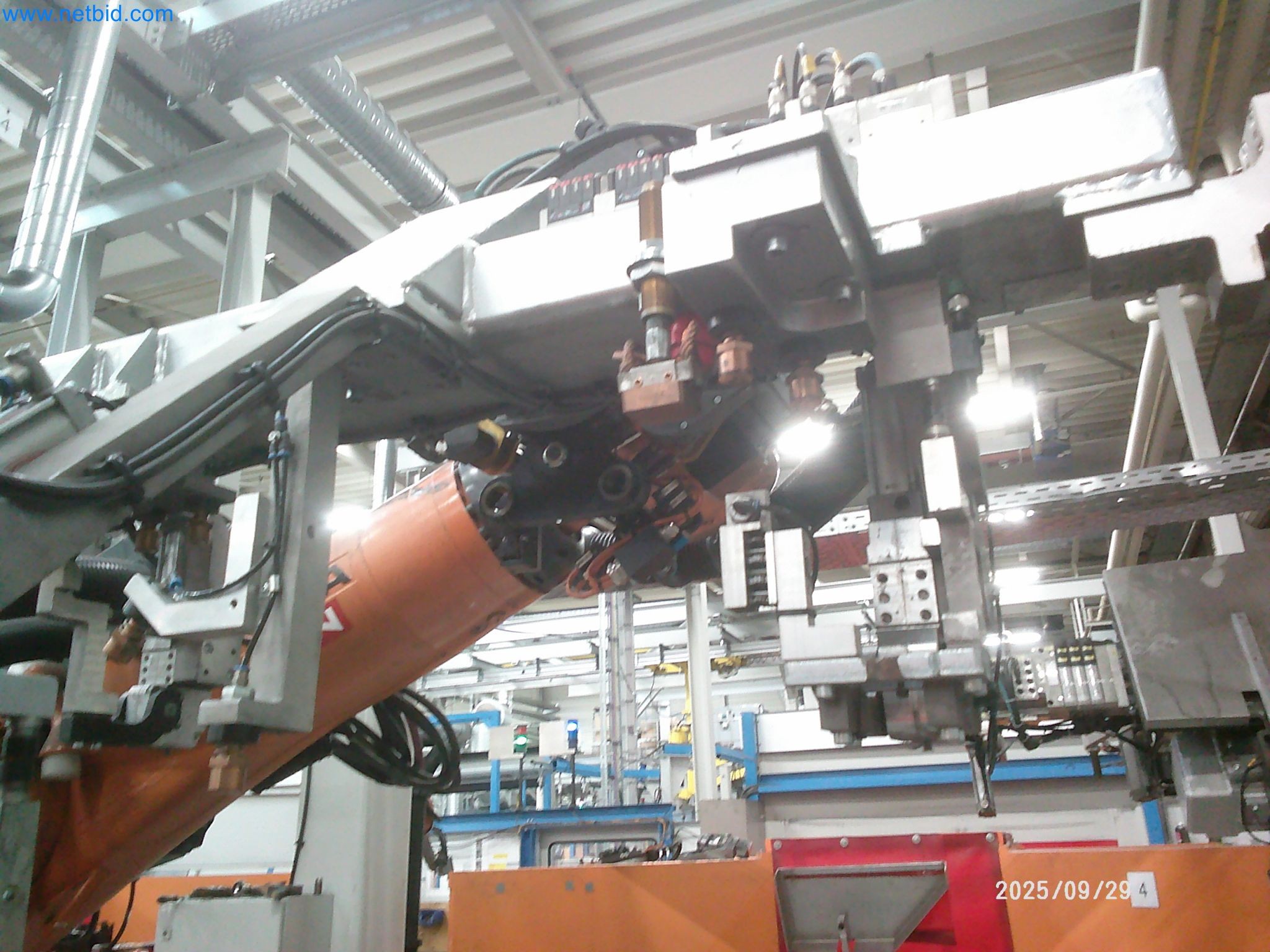 Machines and systems from the automotive supply industry-13