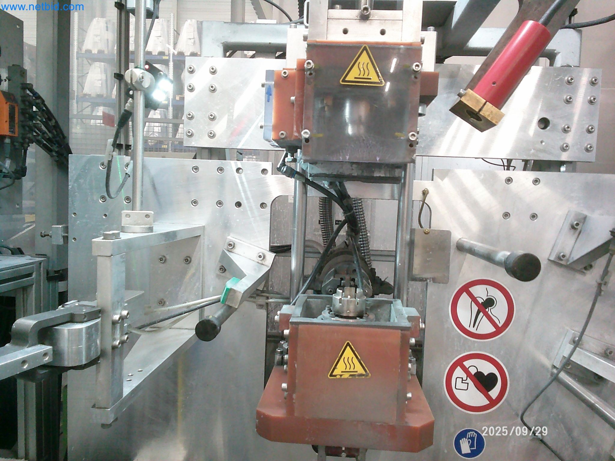 Machines and systems from the automotive supply industry-7