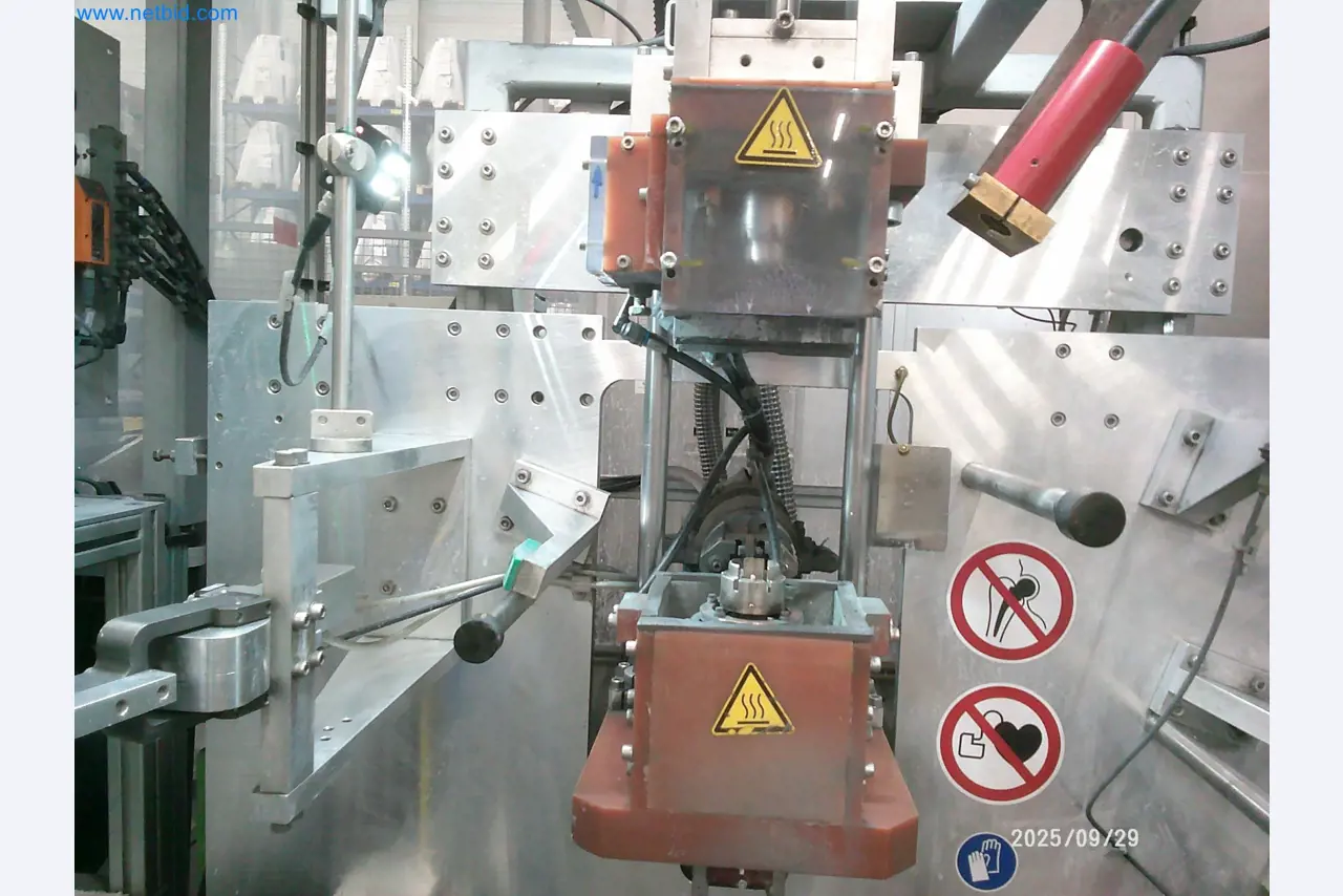 Machines and systems from the automotive supply industry-7