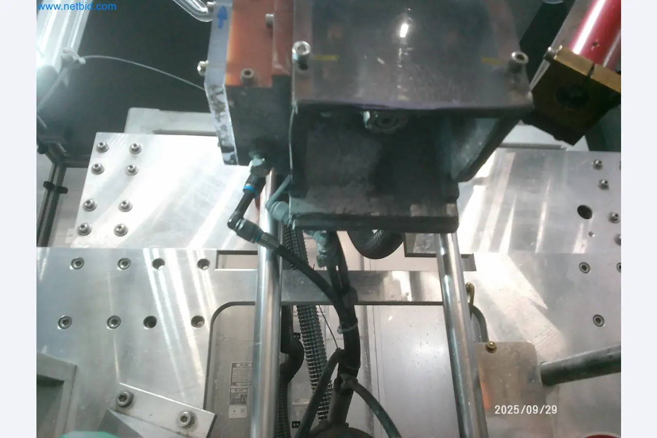 Machines and systems from the automotive supply industry-8