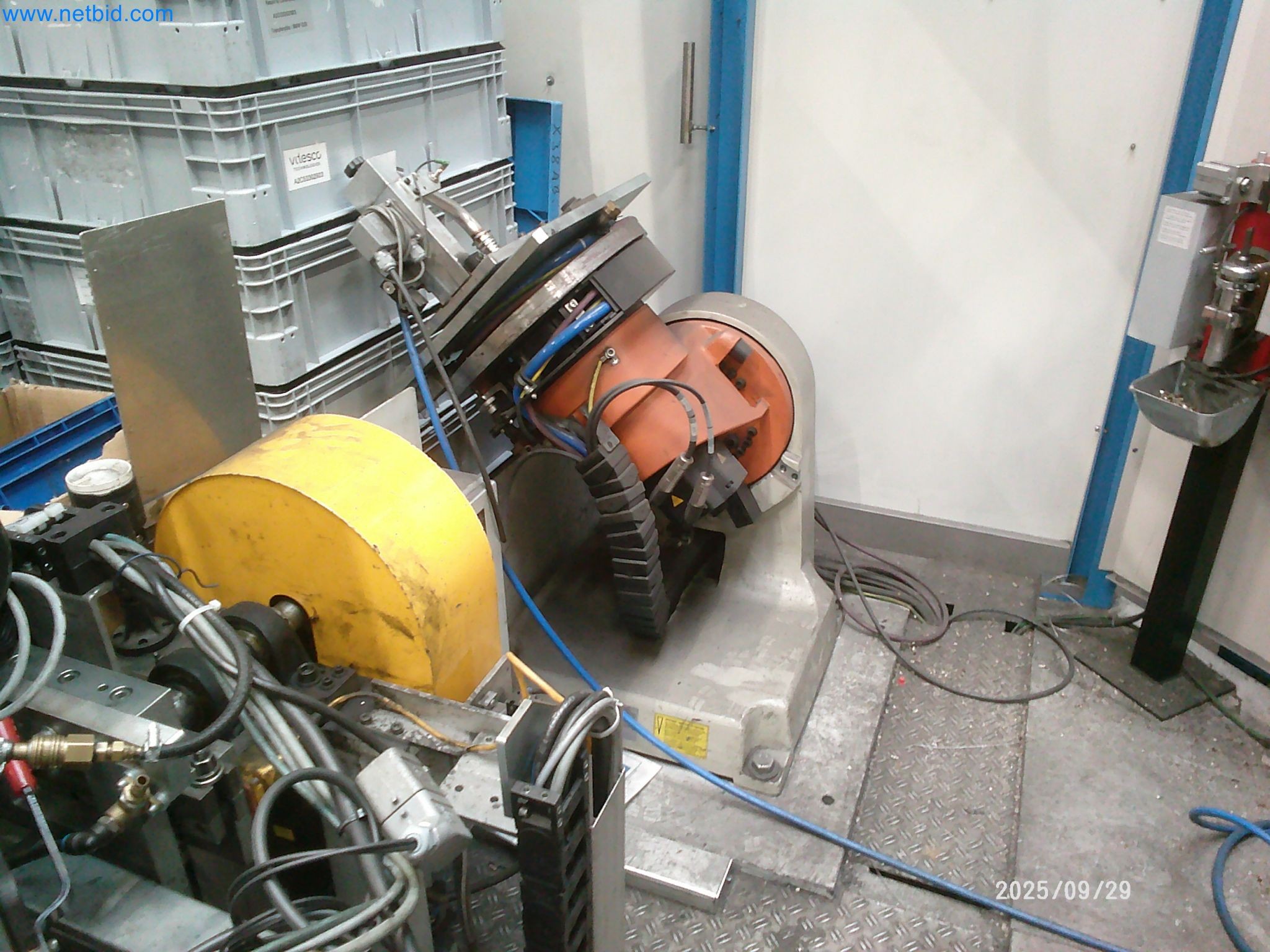 Machines and systems from the automotive supply industry-5