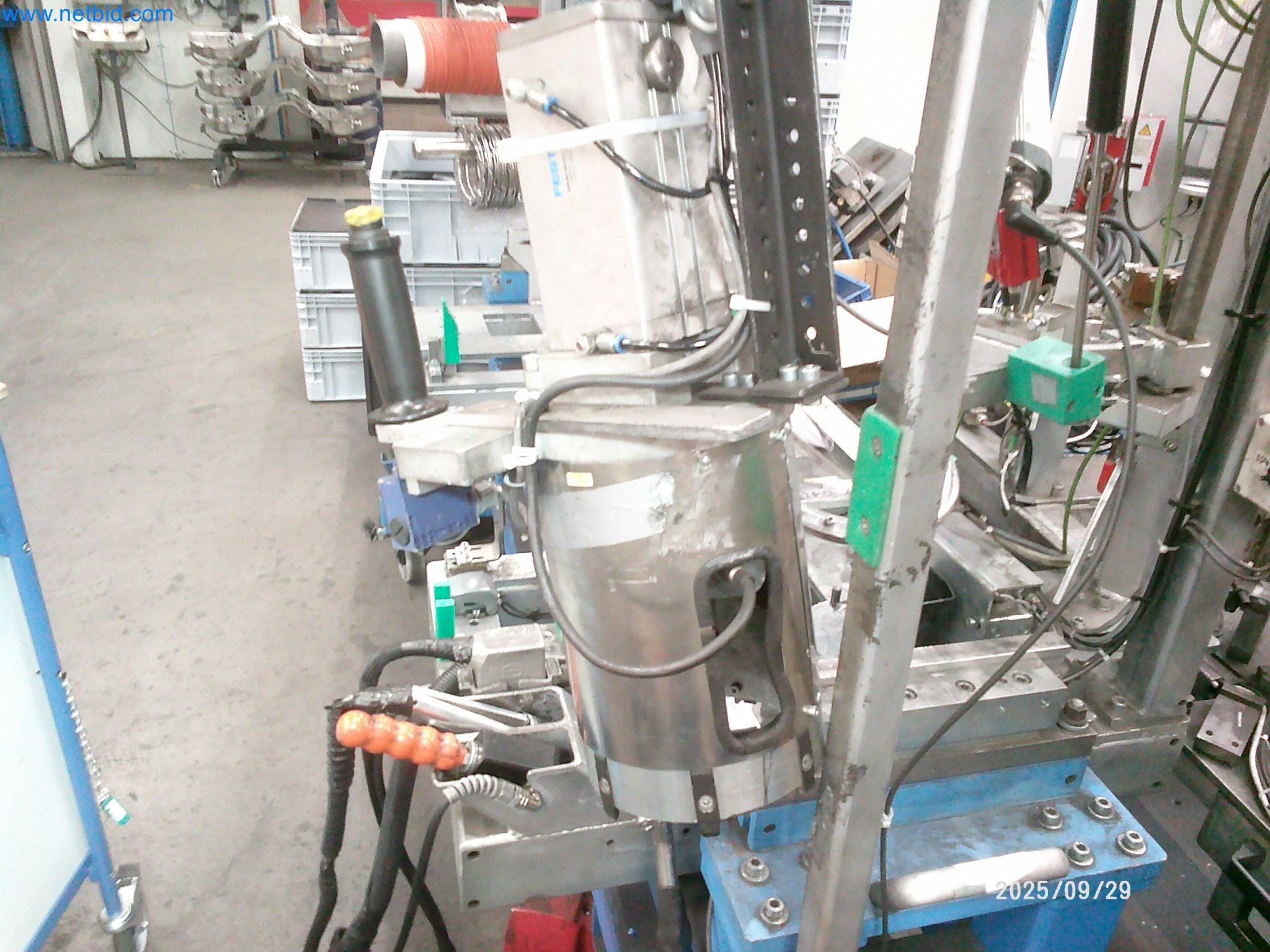 Machines and systems from the automotive supply industry-3