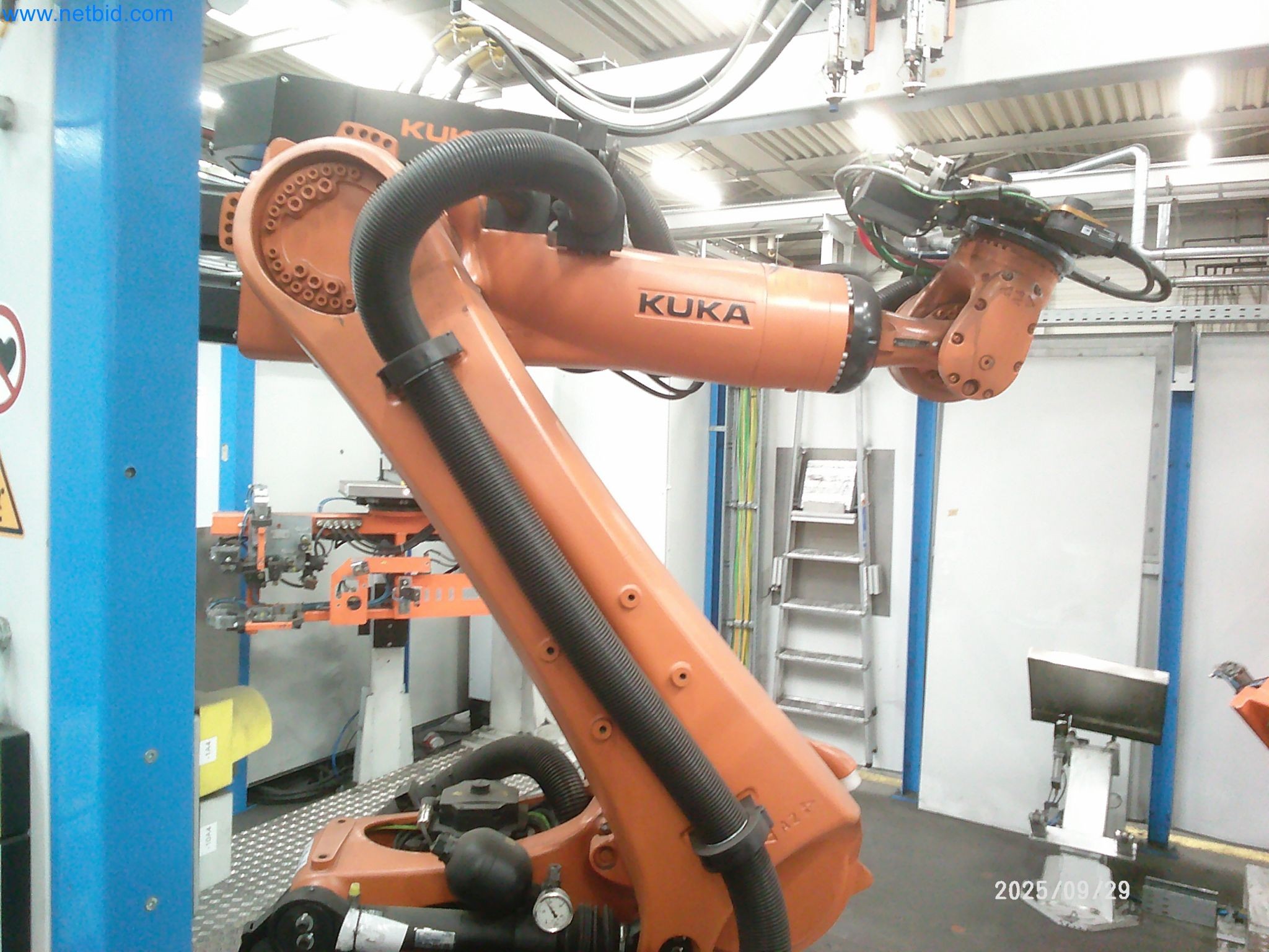 Machines and systems from the automotive supply industry-6