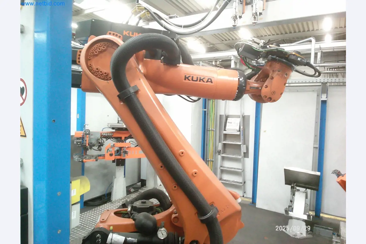 Machines and systems from the automotive supply industry-6