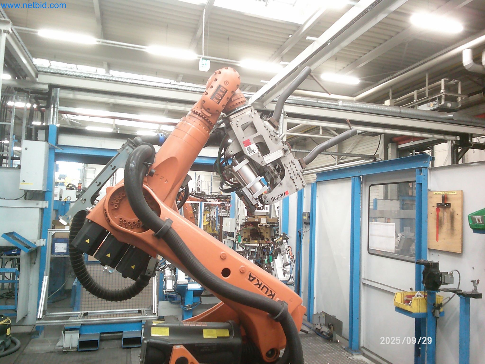 Machines and systems from the automotive supply industry-3