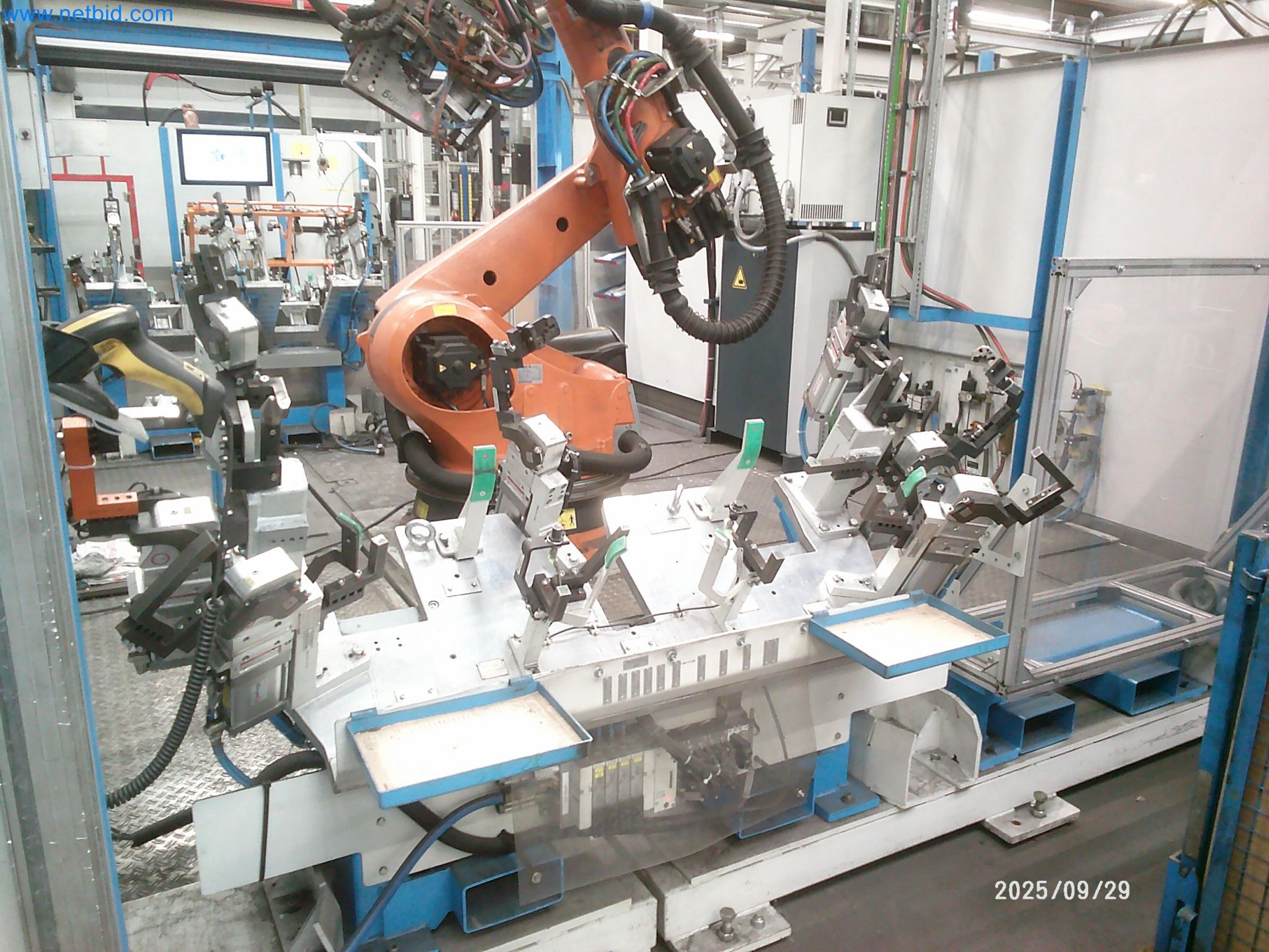 Machines and systems from the automotive supply industry-8