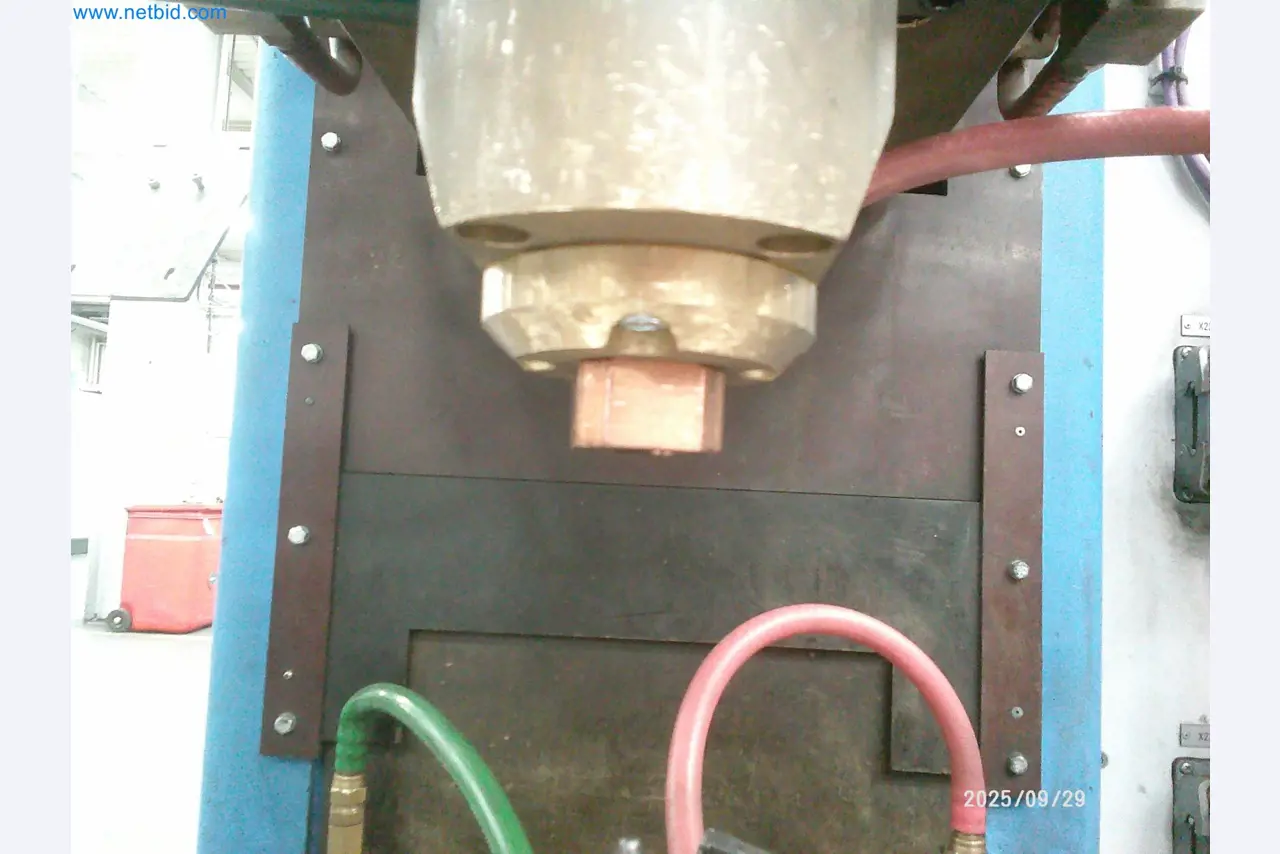 Machines and systems from the automotive supply industry-3