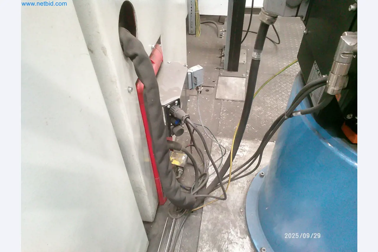 Machines and systems from the automotive supply industry-7