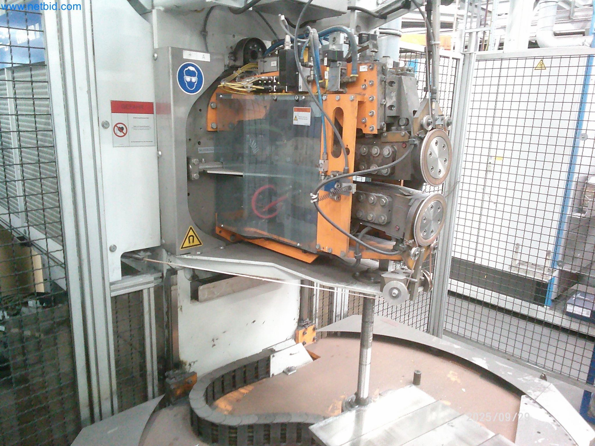 Machines and systems from the automotive supply industry-6