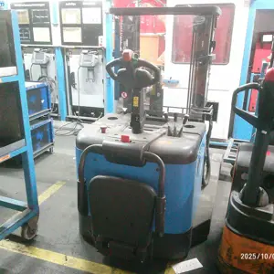 Electric pallet truck Hanselifter E1536GS-02