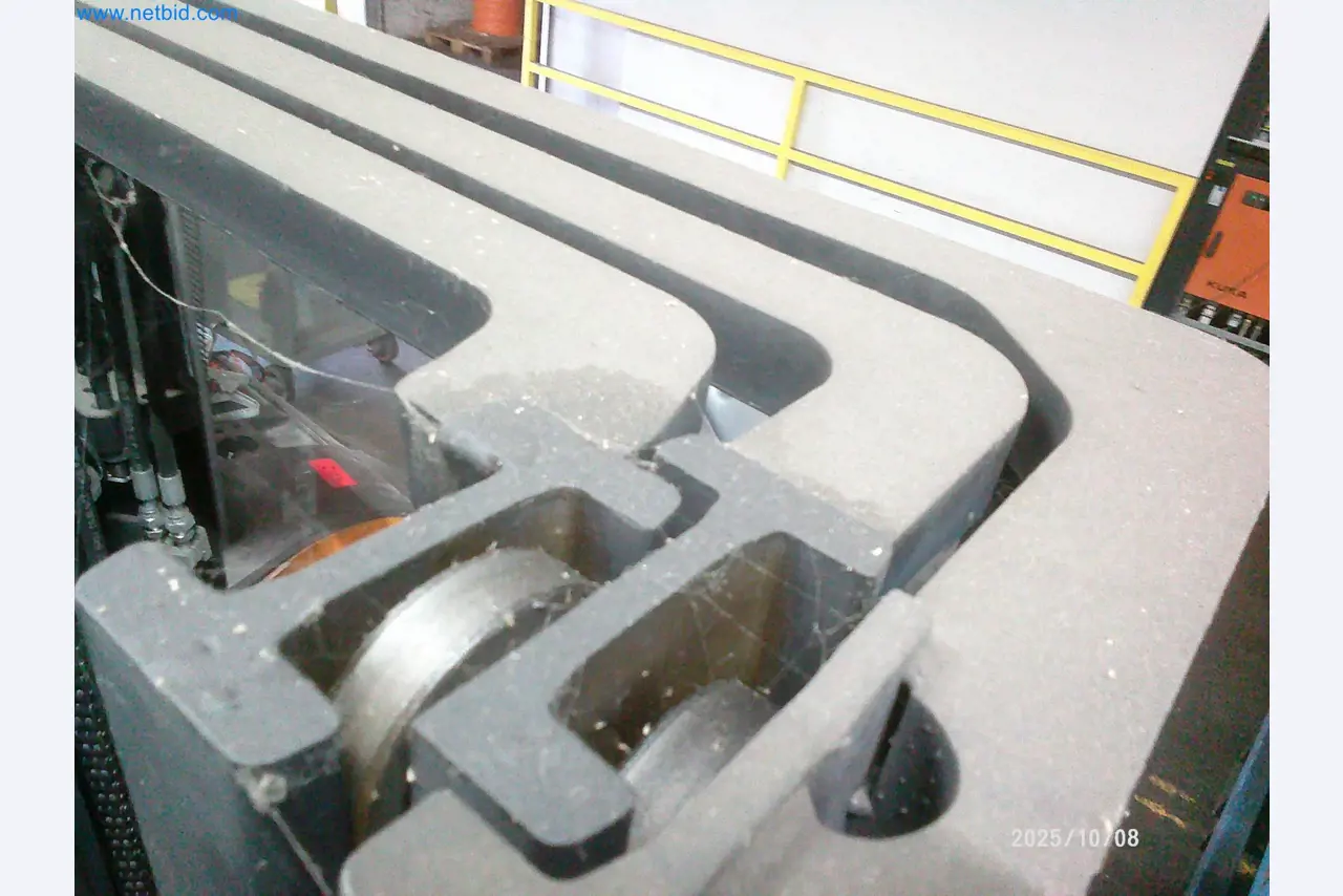 Machines and systems from the automotive supply industry-4