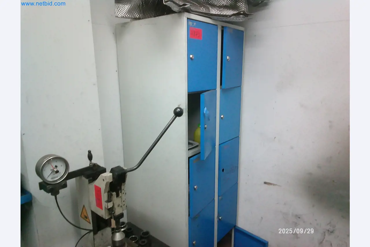 Machines and systems from the automotive supply industry-3