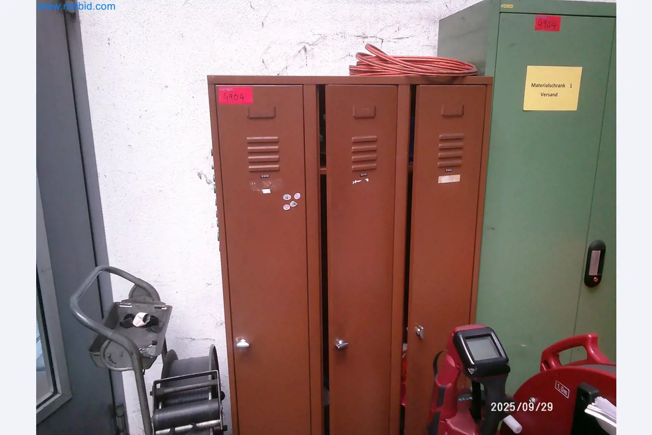 Machines and systems from the automotive supply industry-3