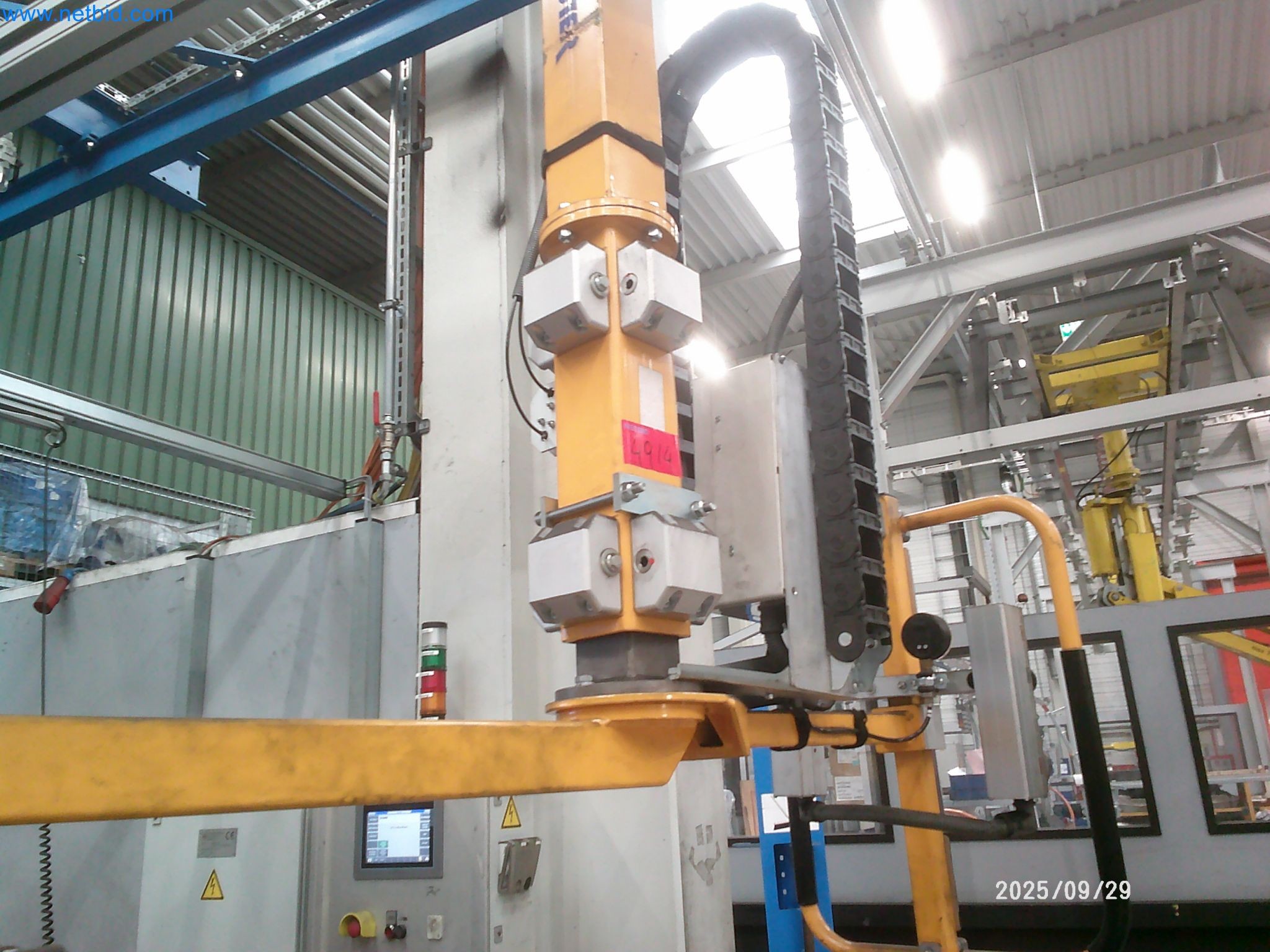 Machines and systems from the automotive supply industry-4