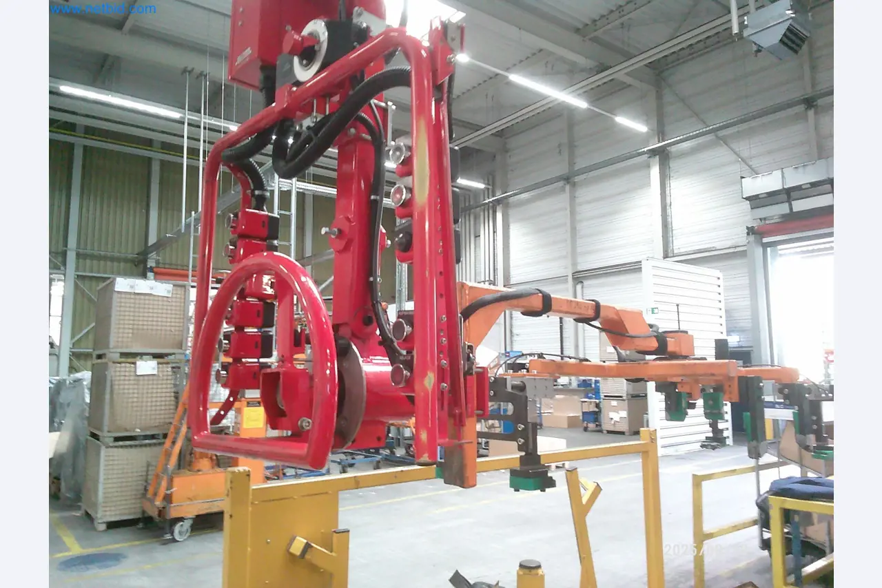 Machines and systems from the automotive supply industry-11