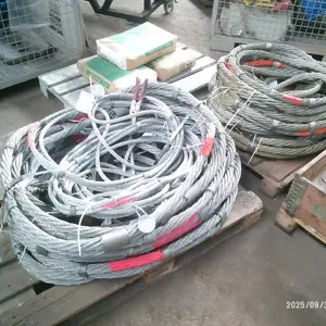 2 Paletten with crane ropes Dolisich