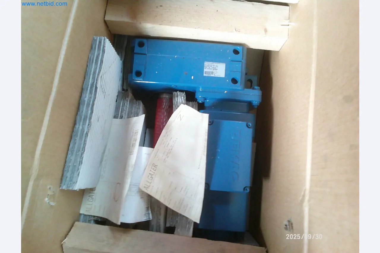 Machines and systems from the automotive supply industry-4