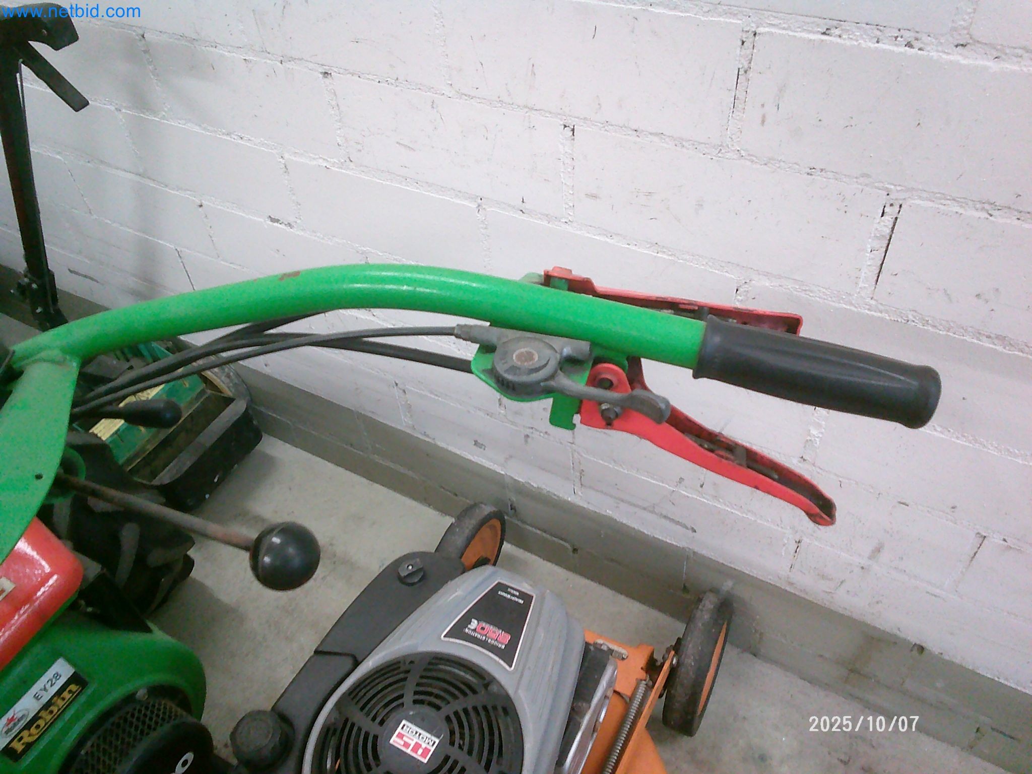 Machines and systems from the automotive supply industry-3