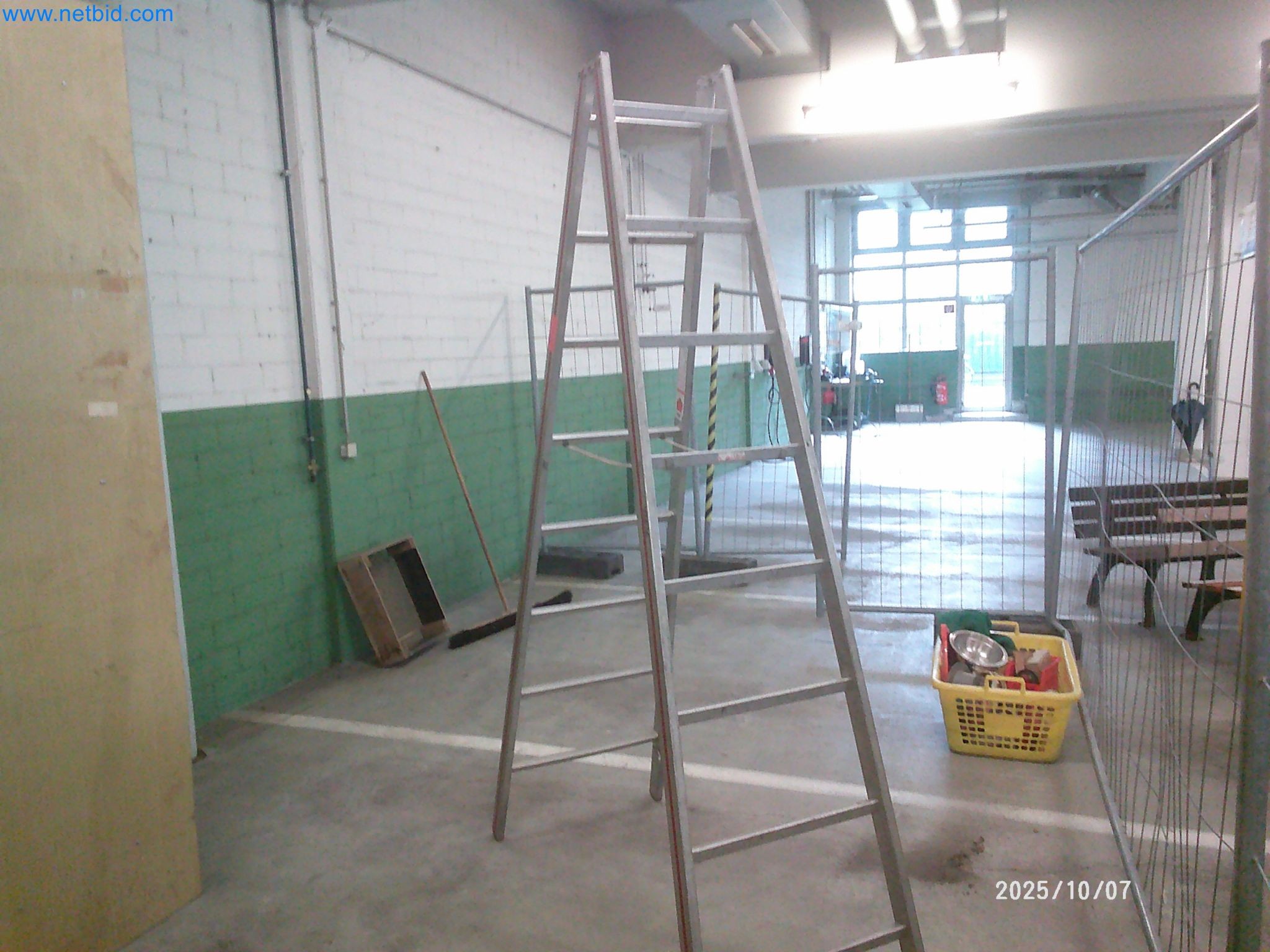 Machines and systems from the automotive supply industry-16